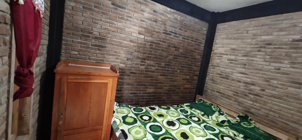 Homestay Kurnia Bantul Eksteriør billede