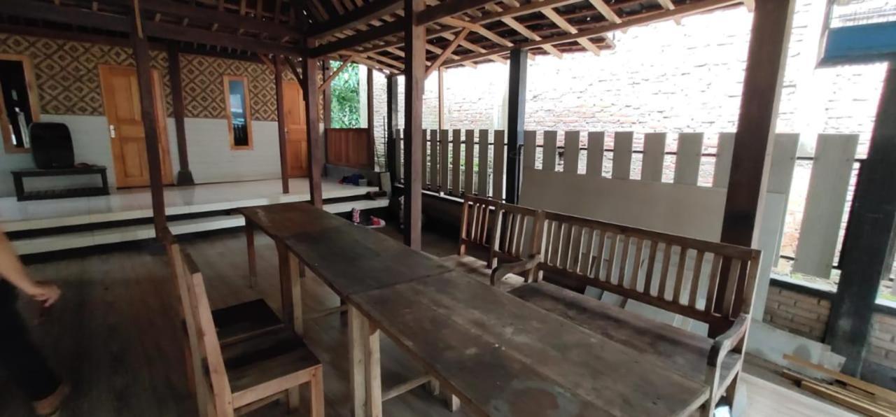 Homestay Kurnia Bantul Eksteriør billede