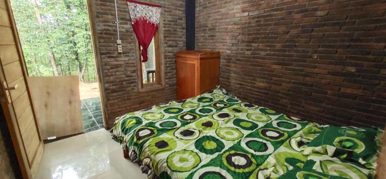 Homestay Kurnia Bantul Eksteriør billede